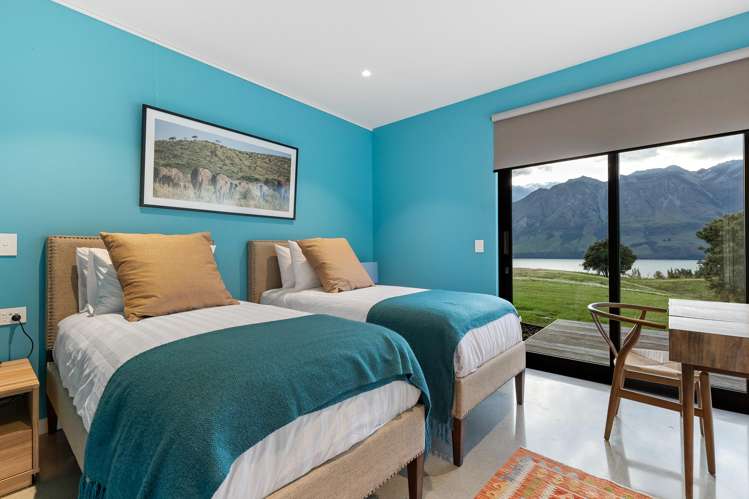5 River Valley View Glenorchy_16