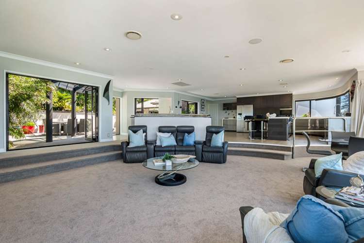 22 Marellen Drive Red Beach_14