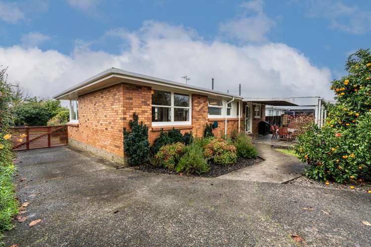 20 Springfield Crescent Enderley_17