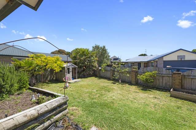 25 Katerini Grove Papamoa_2