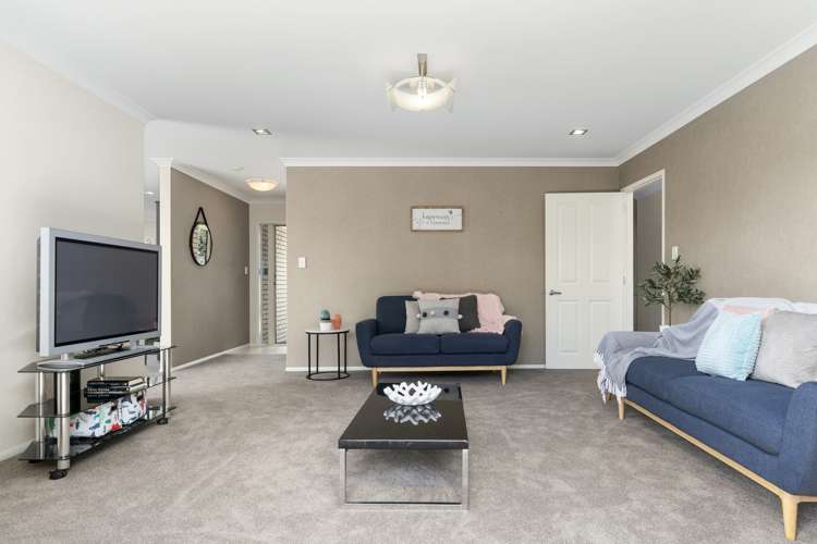 12 Te Otinga Place Pyes Pa_7