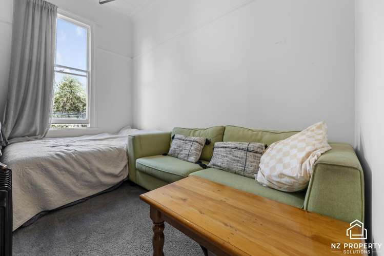 32 Sheen Street Roslyn_18