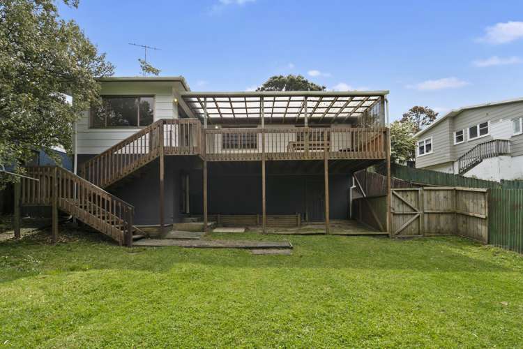 11 Lysander Crescent Beach Haven_14