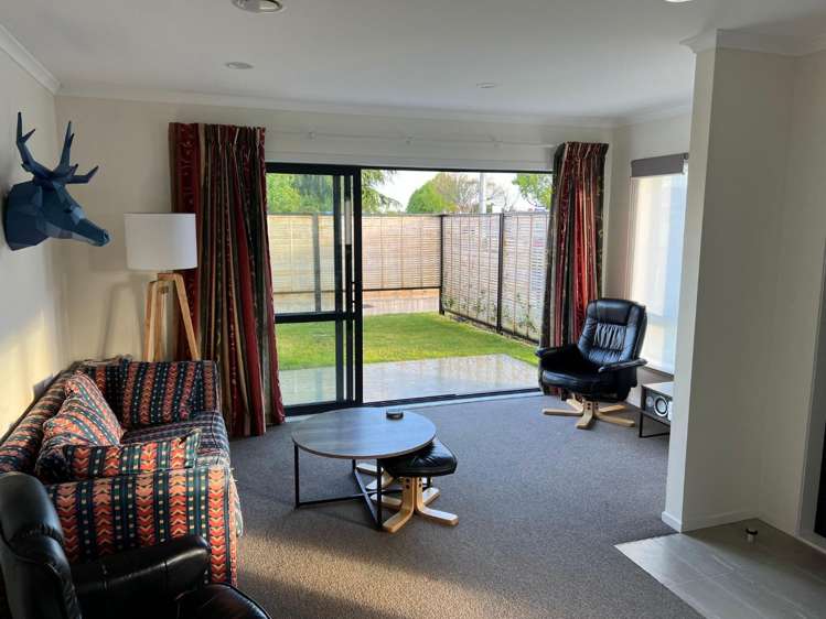 1/255 Peachgrove Road 10458_6