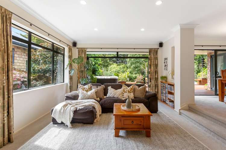 23 Phoenicia Court_5