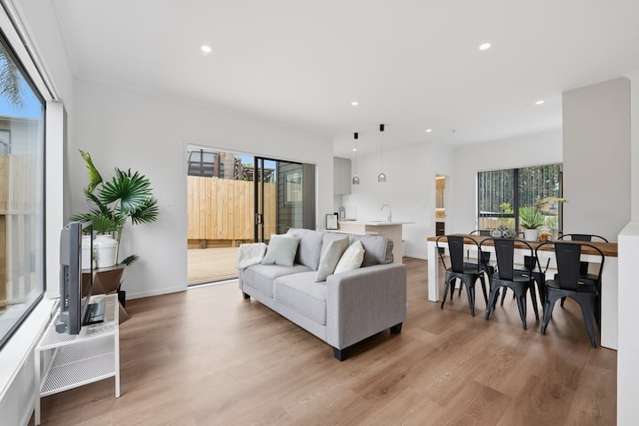 23D Melton Rd Mount Wellington_3