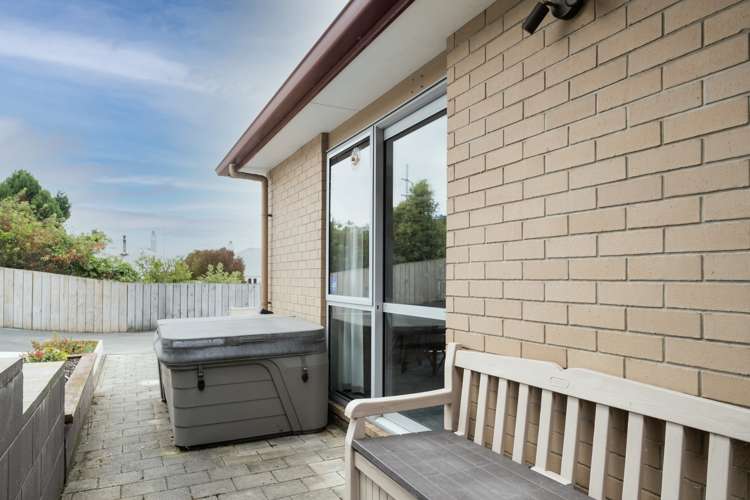 66e Law Street Caversham_18