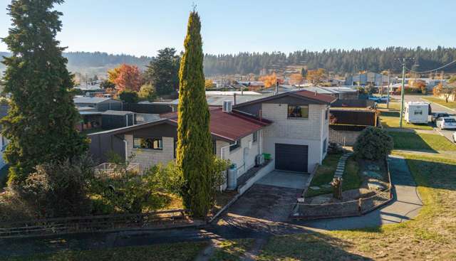 Views, Comfort & Indoor-Outdoor Living