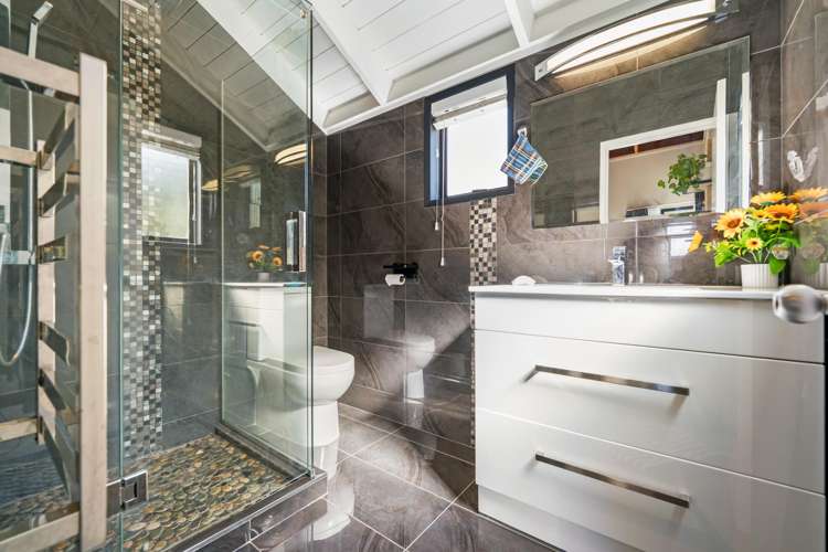 1/11 Cambric Place Botany Downs_14