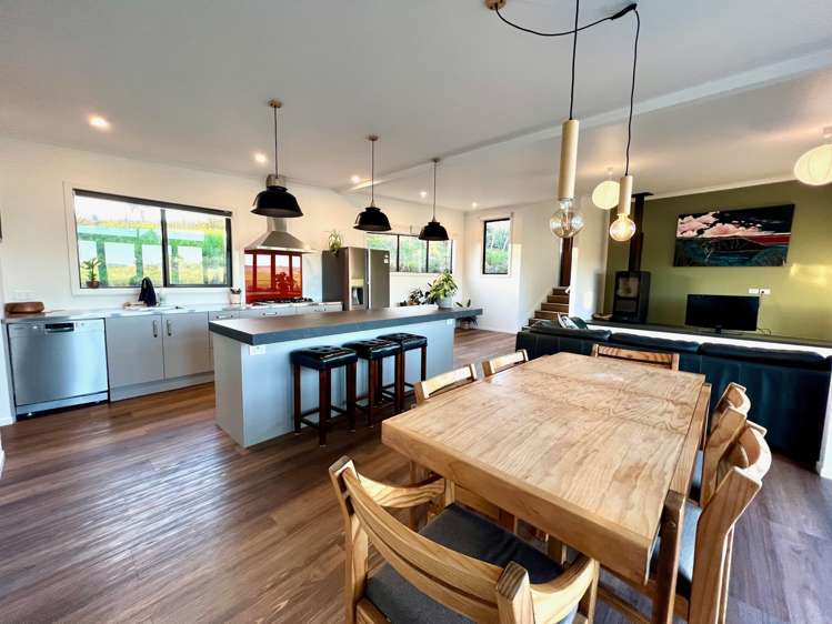 64 Greenslade Road Raglan_9