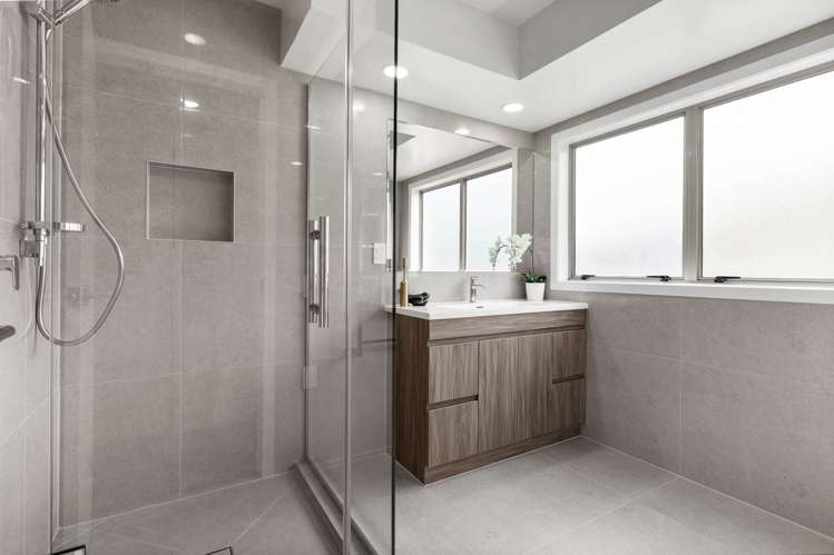 11 Headcorn Place Botany Downs_6