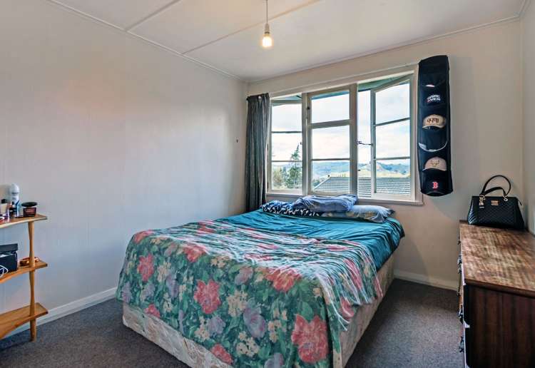 43 Swan Street Taihape and Surrounds_13