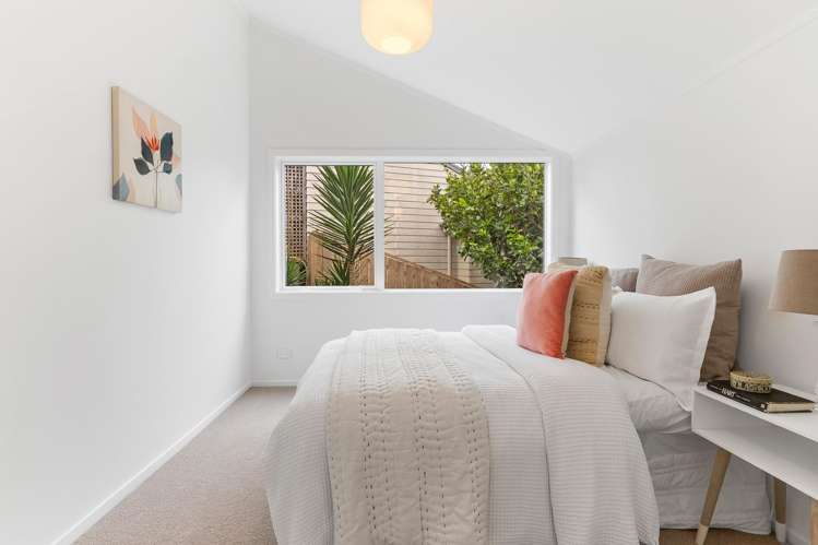 61B Te Kawa Road Greenlane_16