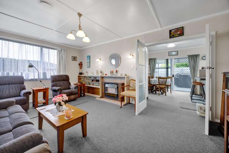 240 Egmont Street Patea_12