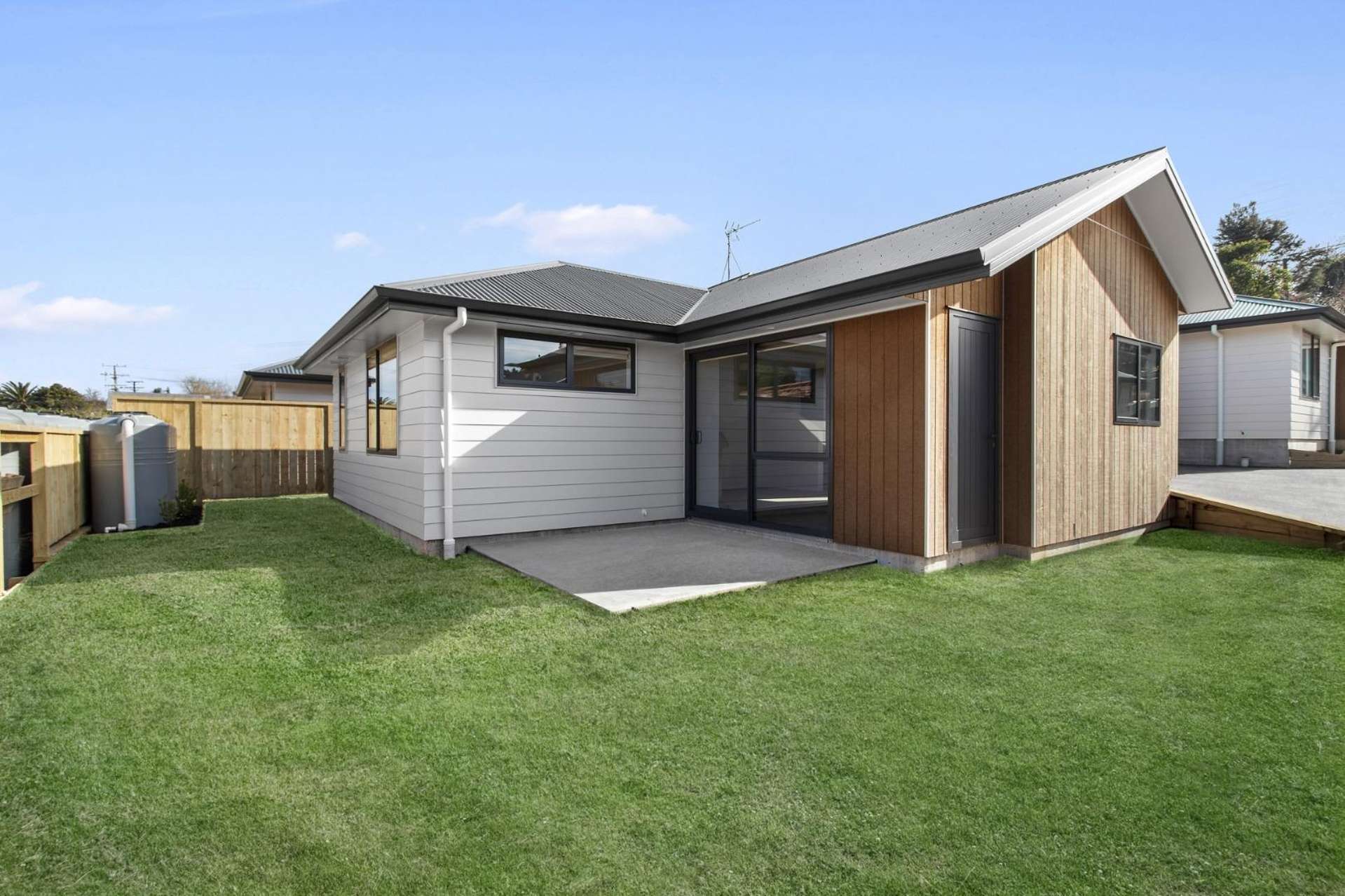 2/55 Mahoe Street 1107_0