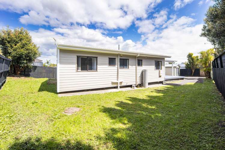 9A Alma Street Te Atatu South_12