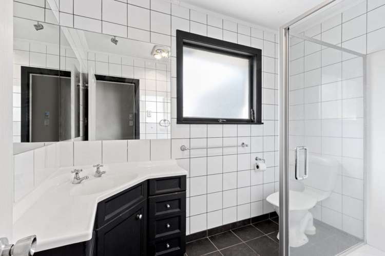 4 Carisbrooke Street Aranui_10