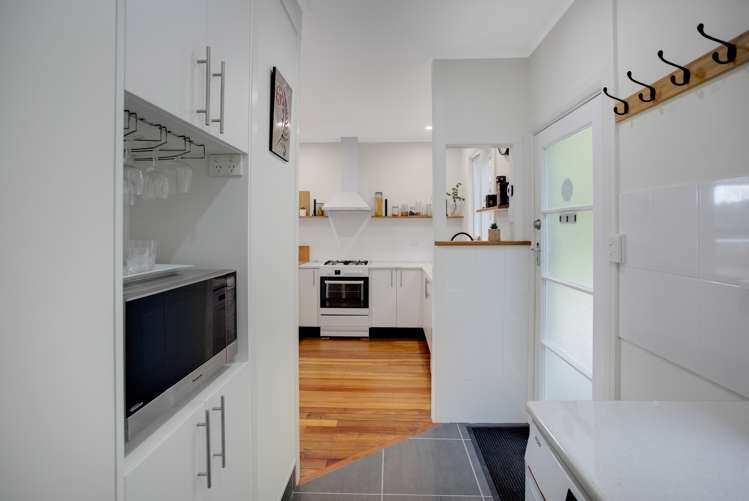 42 Seaview Road Paihia_11