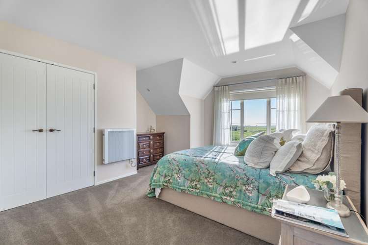38 Porterfield Road Whitford_42