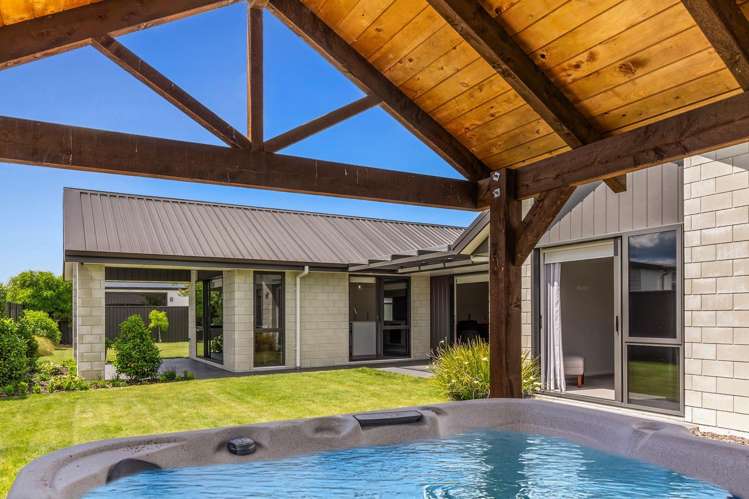 9 Gibbs Place Matamata_11