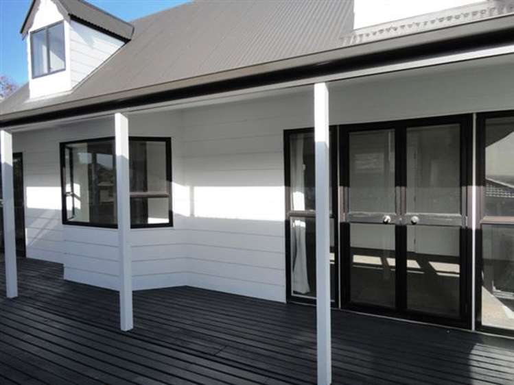 9 Rochas Place Clover Park_13