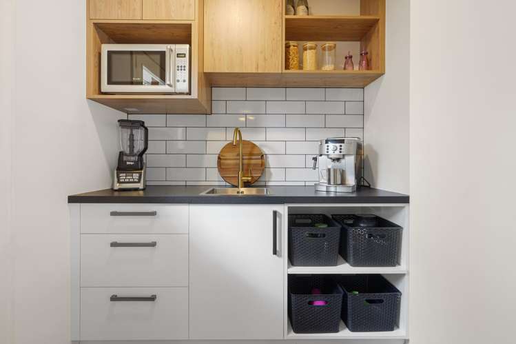 240 Lake Terrace Road Shirley_10