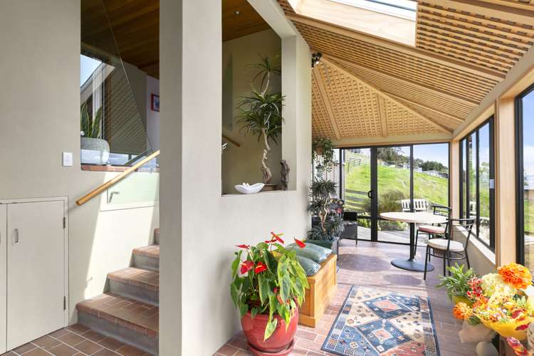 593 Highcliff Road Highcliff_21