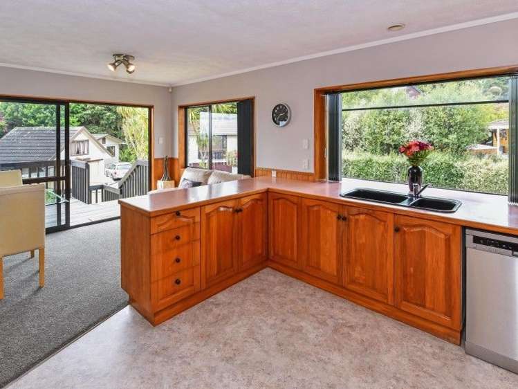 4 Deodar Place Totara Heights_26