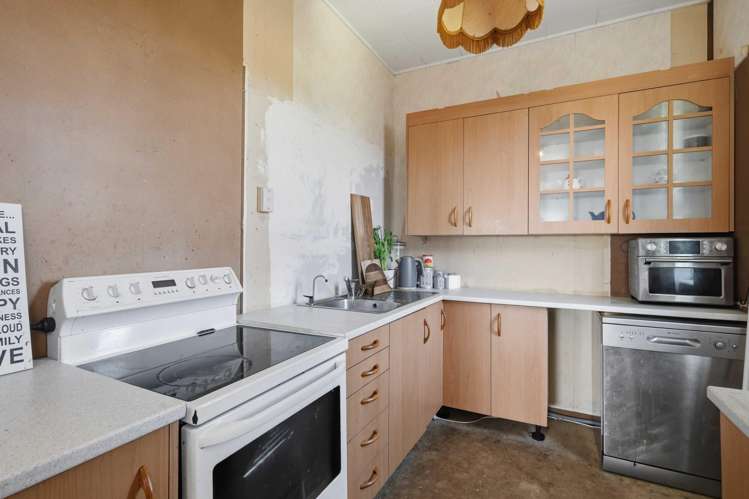 290 Gore Street Bluff_6