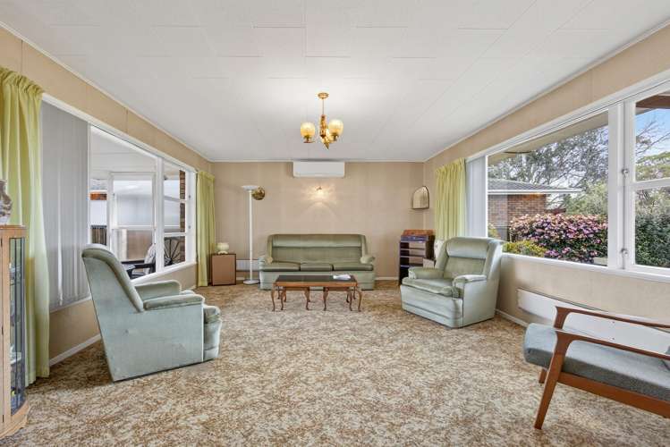 16 Cascades Road Pakuranga Heights_1