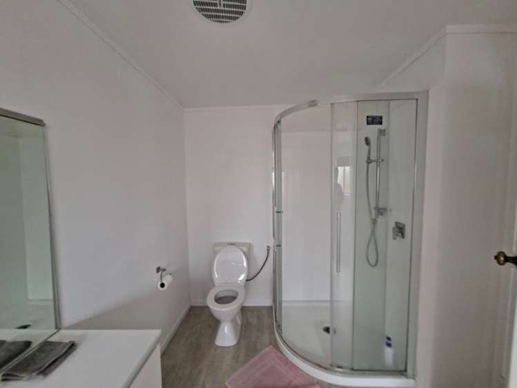 4/53 Bristol Street Levin_13