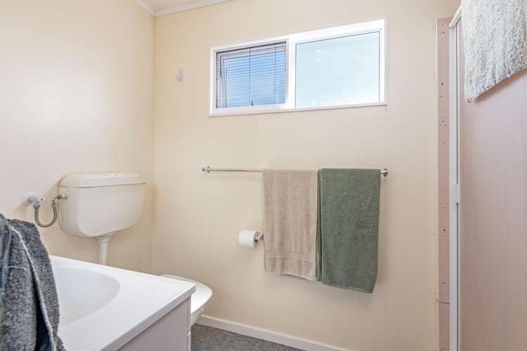 8 Hart Street Foxton Beach_14