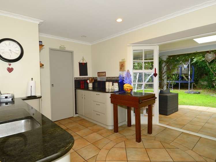 9 Moana Road Okitu_6