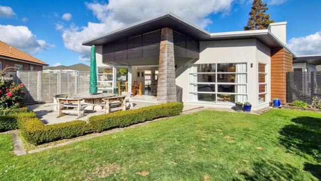 Premium Residence at 'The Oaks'