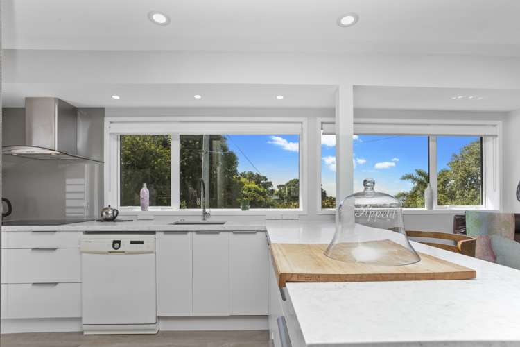 13a Sea Vista Avenue Beach Haven_12