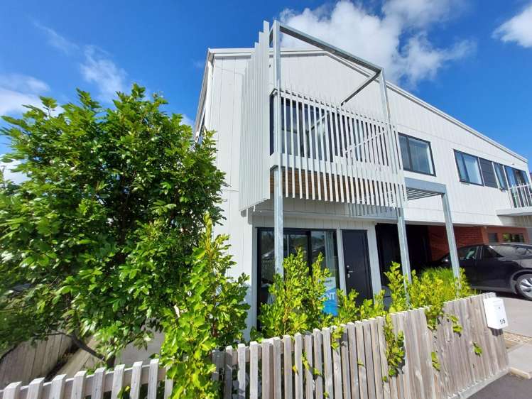 1/5 Dyer Street 3295_17