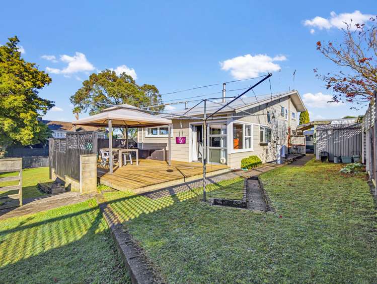 1 Joanna Place Deanwell_22
