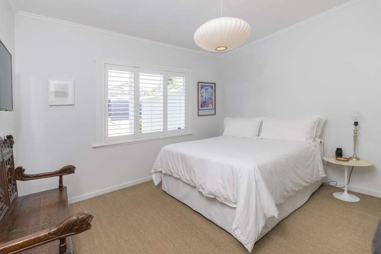 4 Lloyd Avenue Mount Albert_11