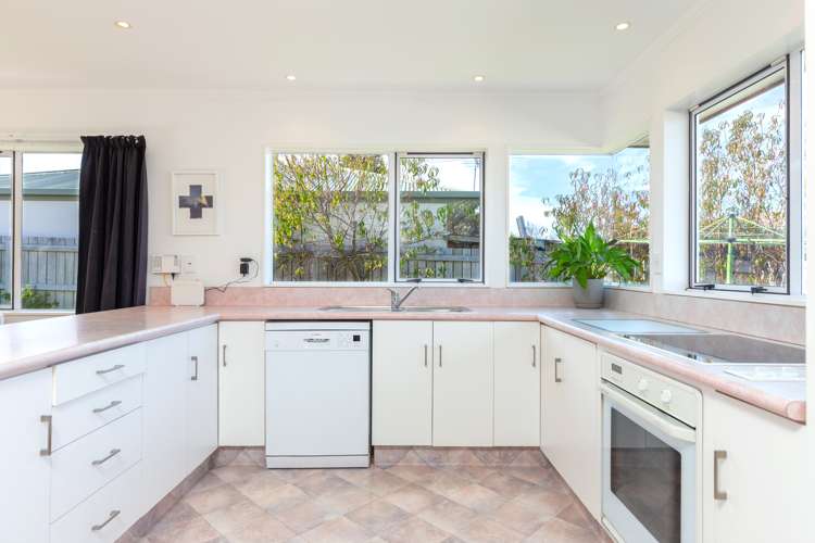 16f Wither Road Witherlea_5