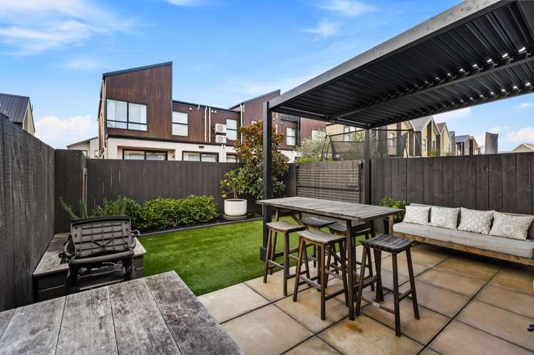 48 Glidepath Road Hobsonville_24