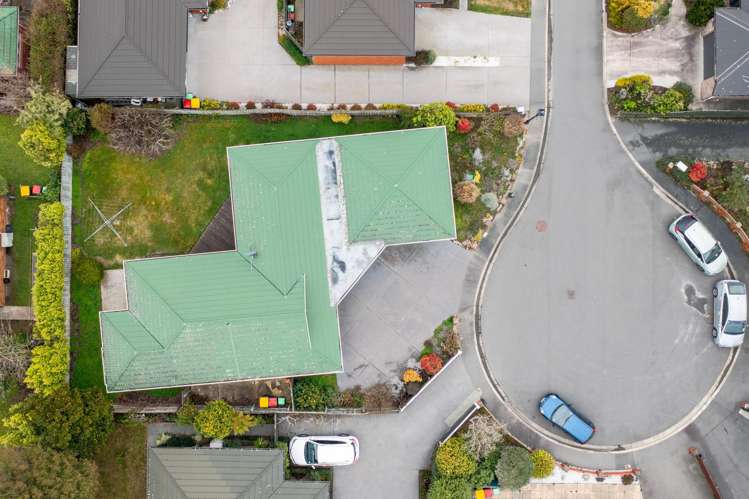 4 Netherby Lane Shirley_23