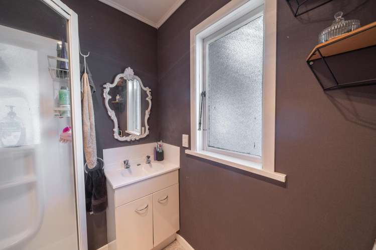 46 Albert Street Winton_16