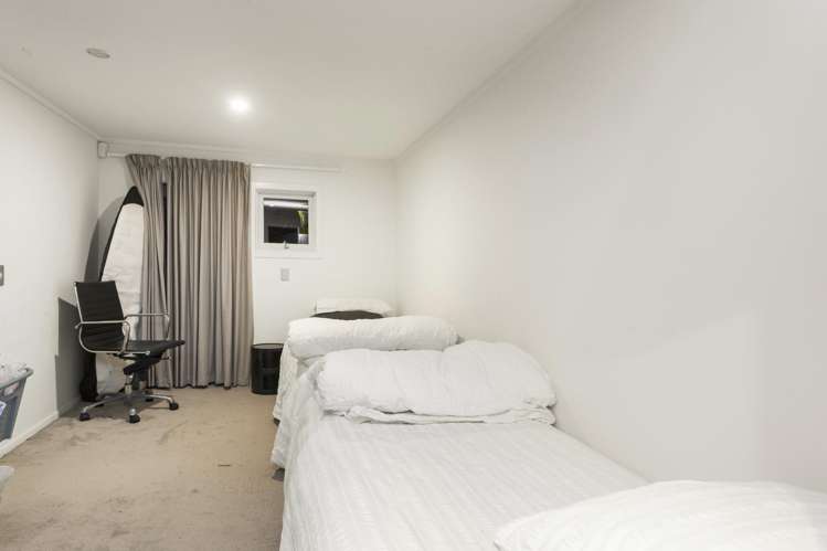 2/5 Larchwood Avenue Westmere_17