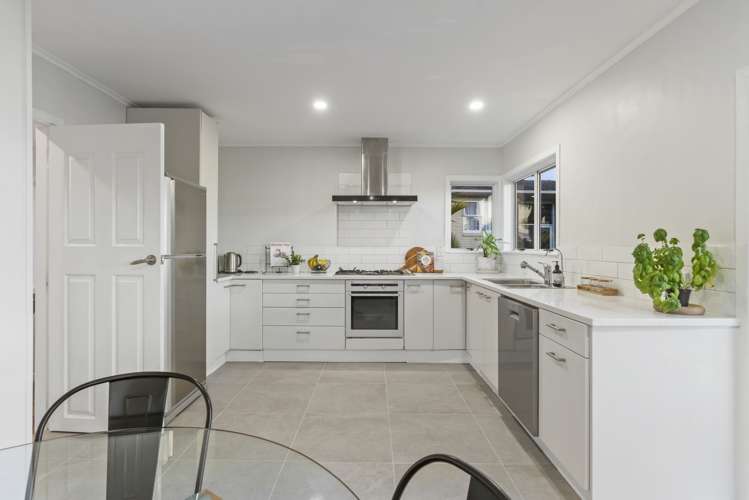 1/37 Sea Vista Avenue Beach Haven_7