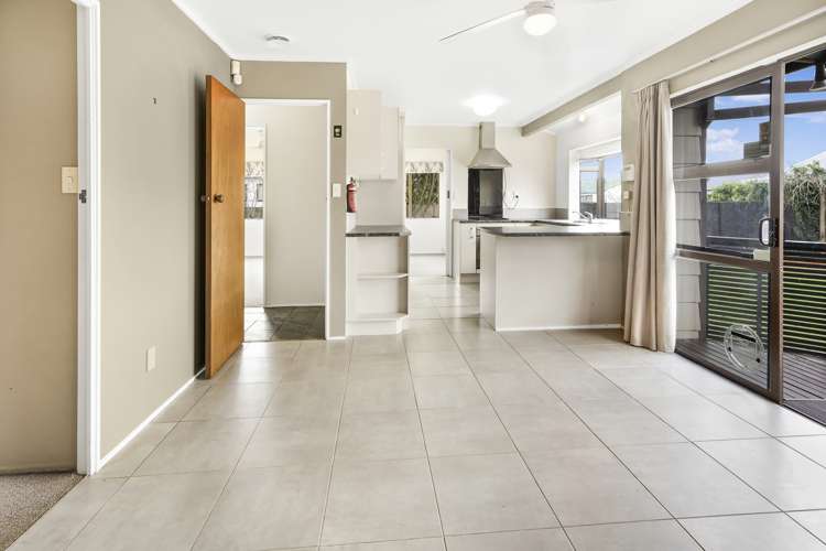 38 Grange Avenue Nawton_7