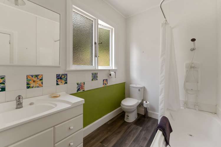 14 Broadway Picton_21