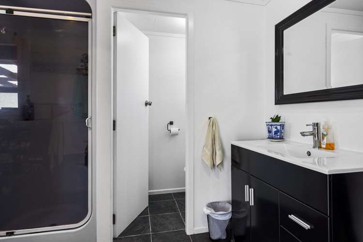 42 Denby Road Hawera_12