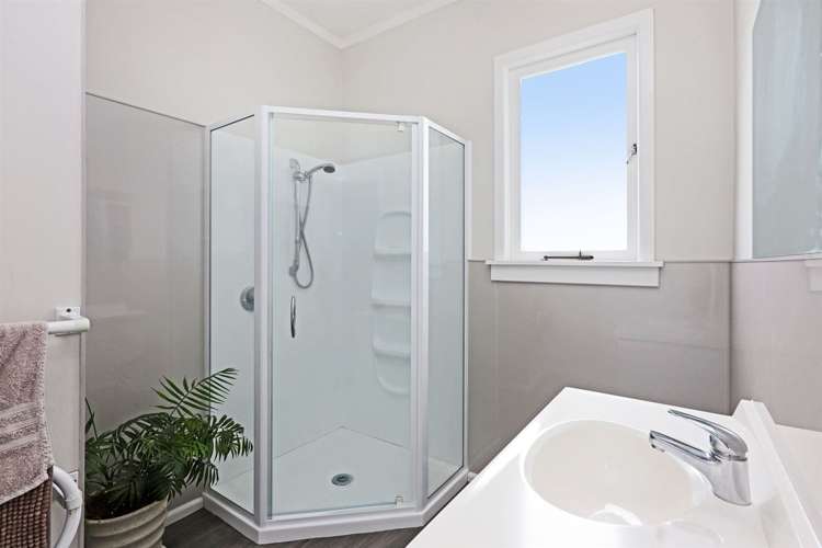 800 Ngaio Street Mahora_12