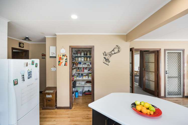 8 Milne Street Marton_27