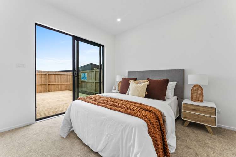 4 Korowhiti Road Clarks Beach_13